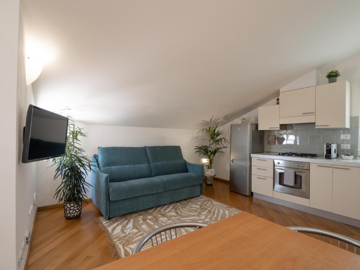 Appartamento Mimosa "A Casa Felice" Пьетра-Лигуре Экстерьер фото